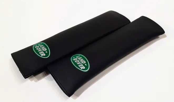 Un conjunto de accesorios interiores para Land Rover.