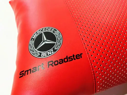 Almohada lumbar roja para Mercedes-Benz