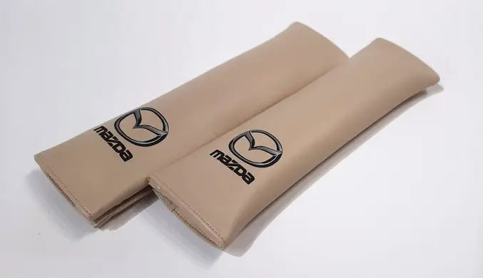 Ein Satz Innenzubehör für Mazda